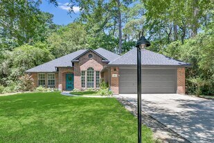 84 Oak Grove Ln in Conroe, TX - Building Photo