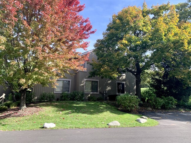 property at 275 Hickory Ln