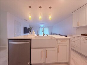 4309 Winding River Way in Land O Lakes, FL - Building Photo - Building Photo