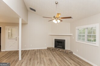 46 Cathie Dr in Dallas, GA - Building Photo - Building Photo