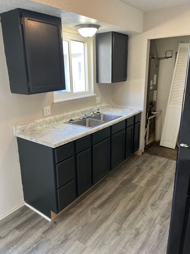 600 Marine Dr in Mexico, MO - Building Photo - Building Photo