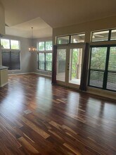 300 San Gabriel Village Blvd in Georgetown, TX - Foto de edificio - Building Photo