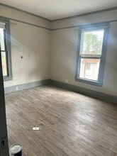 1107 Montauk Ave, Unit B Second Floor in Mobile, AL - Foto de edificio - Building Photo