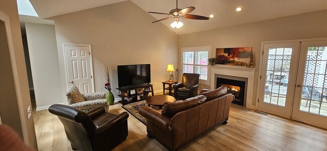 11 Carter Ln in Pinehurst, NC - Building Photo - Building Photo