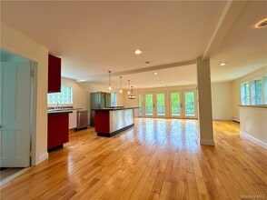 941 Elting Rd in Rosendale, NY - Building Photo - Building Photo