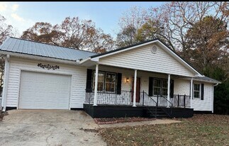 1267 Kilgore Rd in Griffin, GA - Building Photo