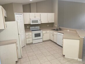 7 Pony Express Dr in Palm Coast, FL - Building Photo - Building Photo