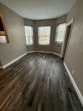 1862 Beacon St, Unit 3-06 in Brookline, MA - Foto de edificio - Building Photo