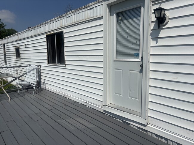 property at 1528 Apache Dr