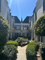 8026 Selma Ave, Unit 8026 in Los Angeles, CA - Building Photo