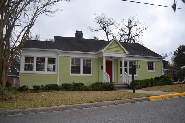 property at 511 Beverly St
