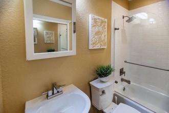 2005 San Jose Dr in Antioch, CA - Building Photo - Building Photo