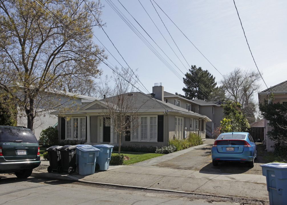 415 Oxford Avenue in Palo Alto, CA - Building Photo