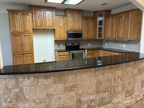 1471 Emily Ln in Seguin, TX - Building Photo - Building Photo