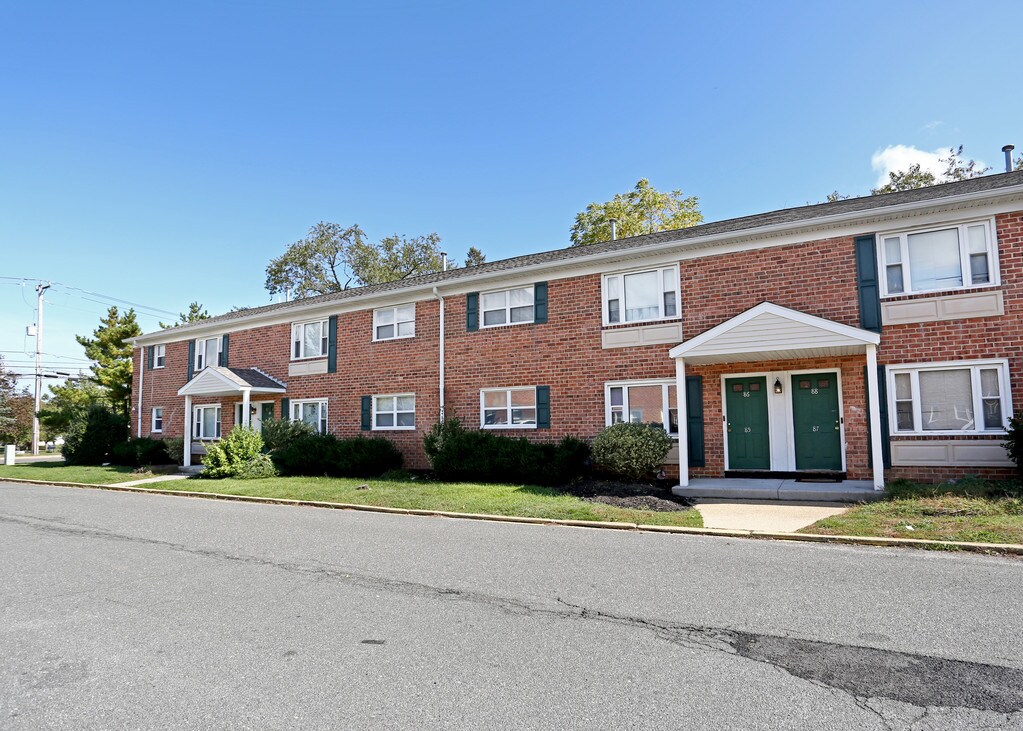 Walnut Bay Apartments Toms River, NJ Apartments