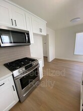 626 Raleigh St in Glendale, CA - Building Photo - Building Photo