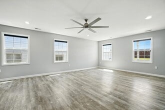 737 16th St in Newport News, VA - Building Photo - Building Photo
