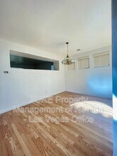 9587 Rainfall Ave in Las Vegas, NV - Building Photo - Building Photo