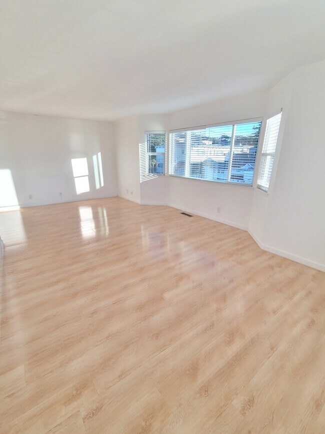 47 Santa Rosa Ave Rentals in Pacifica, CA