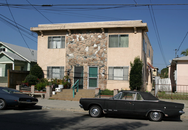 536-542 W 23 St in San Pedro, CA - Building Photo - Building Photo