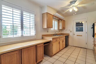 11040 W Salem Dr in Sun City, AZ - Building Photo - Building Photo