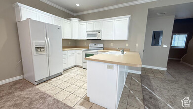 6784 950 E in Midvale, UT - Building Photo - Building Photo