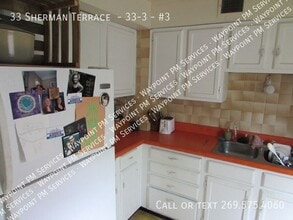 33 Sherman Terrace in Madison, WI - Foto de edificio - Building Photo