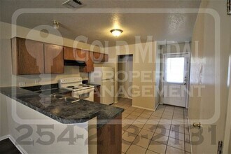 1106 Leslie Cir in Killeen, TX - Building Photo - Building Photo