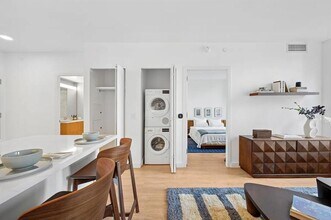41-46-46 27th St in Queens, NY - Building Photo - Building Photo