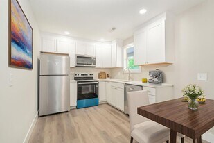 3310 Florida Ave in North Charleston, SC - Building Photo
