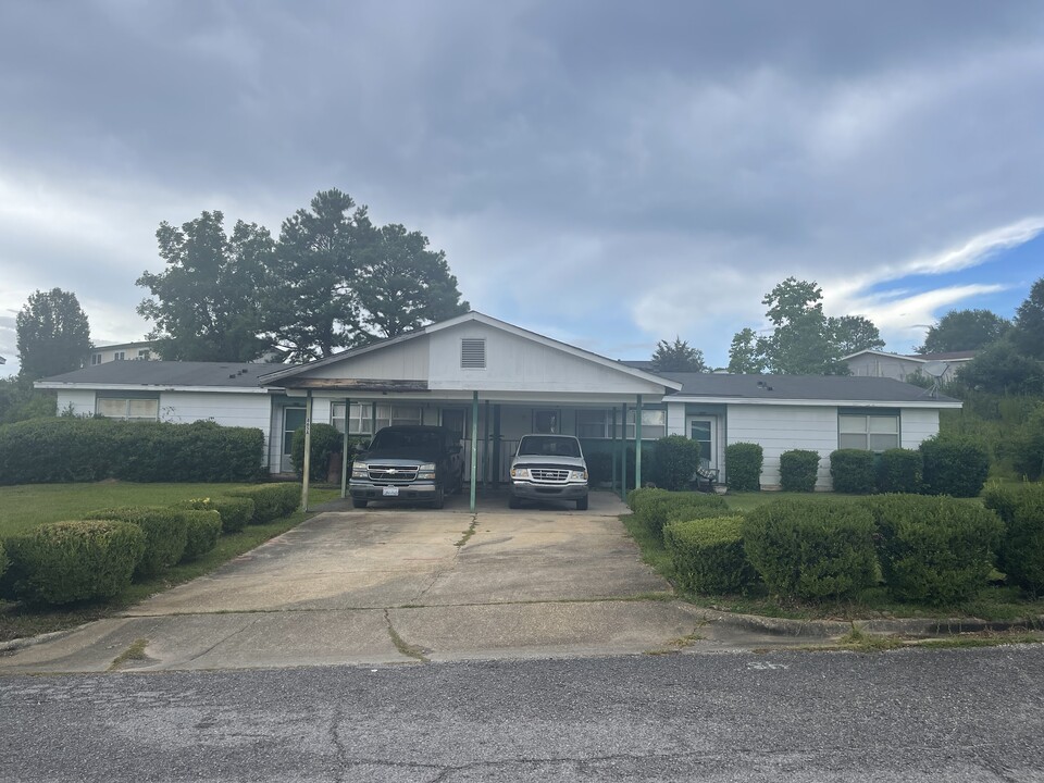 865 Mabins St in Selma, AL - Building Photo