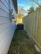 704 Avenue I in Conroe, TX - Building Photo - Building Photo