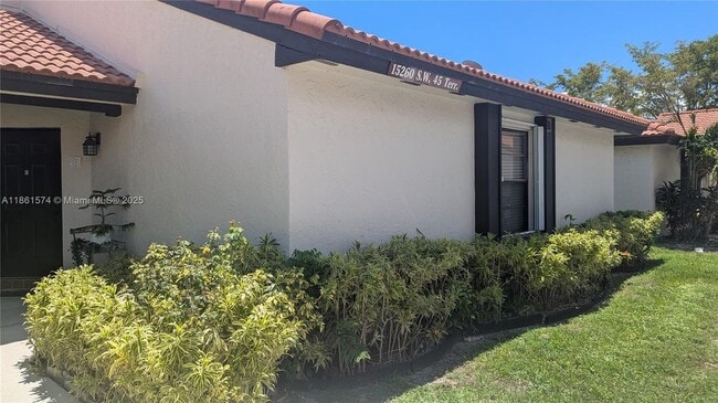 15260 SW 45th Terrace in Miami, FL - Building Photo - Building Photo