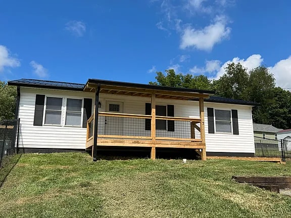 7 Jones Cir in Fletcher, NC - Building Photo - Building Photo