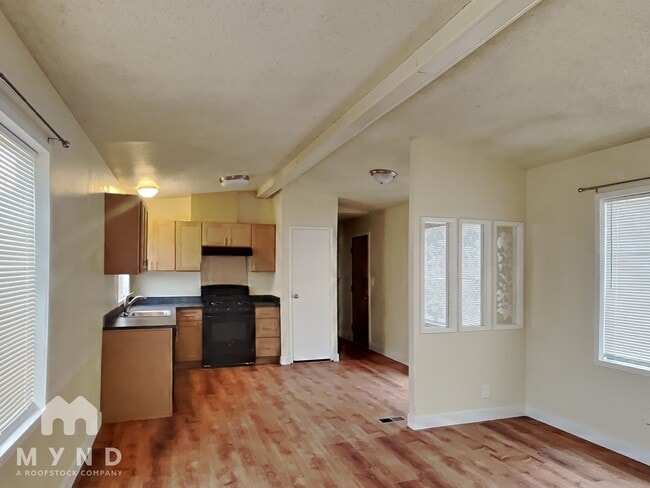 979 45th St in Oakland, CA - Building Photo - Building Photo