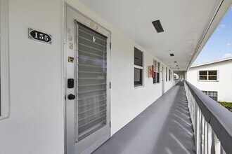155 Windsor G, Unit 155 in West Palm Beach, FL - Building Photo - Building Photo