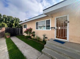 1184-1186 Elm Ave in Imperial Beach, CA - Building Photo