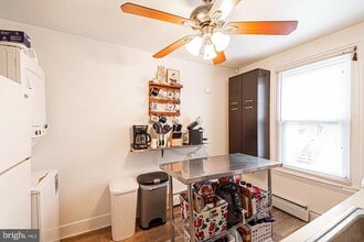 330 W 3rd Ave in Conshohocken, PA - Building Photo - Building Photo