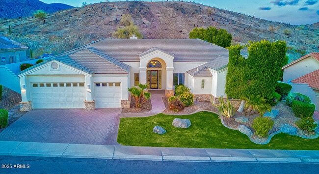 property at 15003 S 7th St