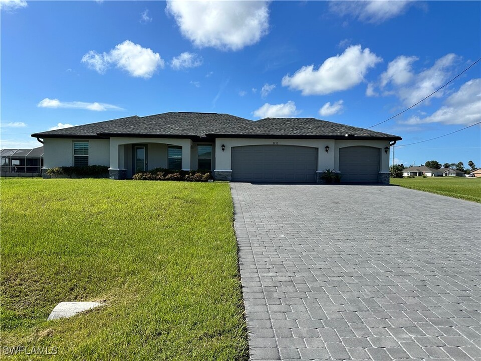 2832 NW 2nd Terrace in Cape Coral, FL - Building Photo