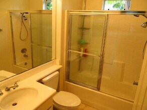 7 La Ronda in Irvine, CA - Building Photo - Building Photo