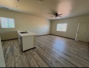 284 Keffer Ln in Paradise, CA - Building Photo - Building Photo