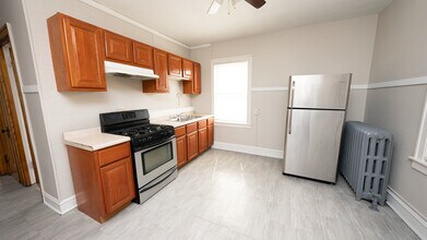 1216 N Springfield Ave in Chicago, IL - Building Photo - Building Photo