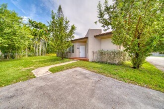 14885 NE 7th Ave in Miami, FL - Building Photo - Building Photo