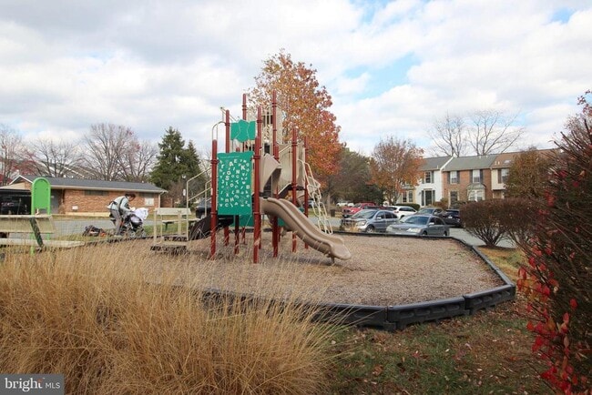 property at 648 Coral Reef Dr