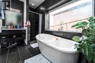 351 Skeena Cres W in Lethbridge, AB - Building Photo - Building Photo