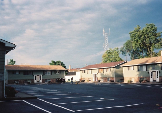 Elm Street Apartments in Chillicothe, IL - Building Photo