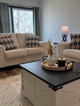 709 W Gruenwald Ave-Unit -709 in Oshkosh, WI - Building Photo - Building Photo