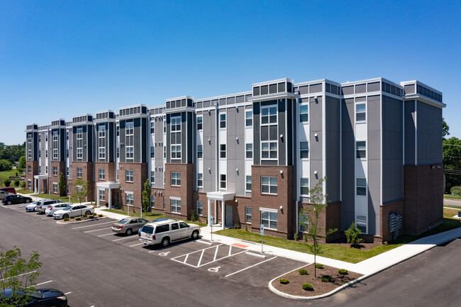 Wayne Lofts in Cincinnati, OH - Building Photo - Building Photo