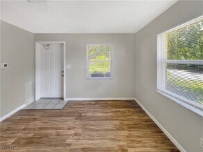 13037 First St in Ft. Myers, FL - Building Photo - Building Photo